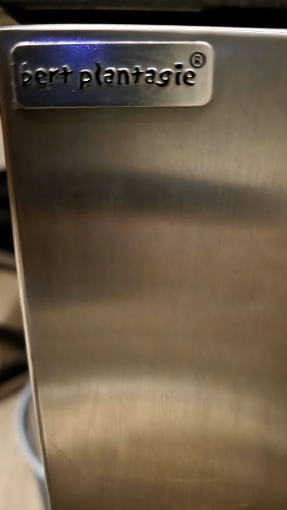 Image 1 of Table Bert Plantagie