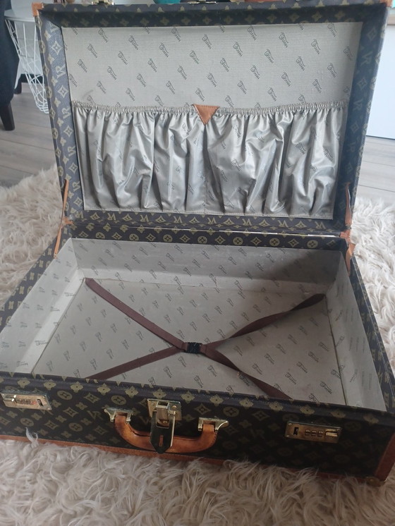 Image 1 of Maleta VR Diann, hermana de Louis Vuitton