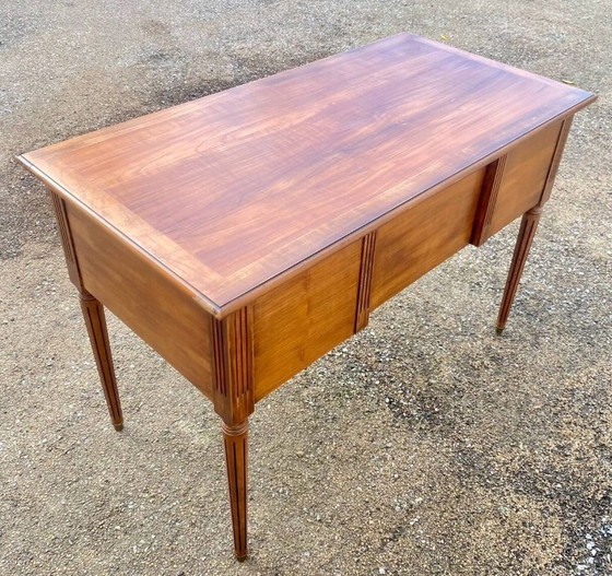 Image 1 of Escritorio plano estilo Luis XVI con 5 cajones