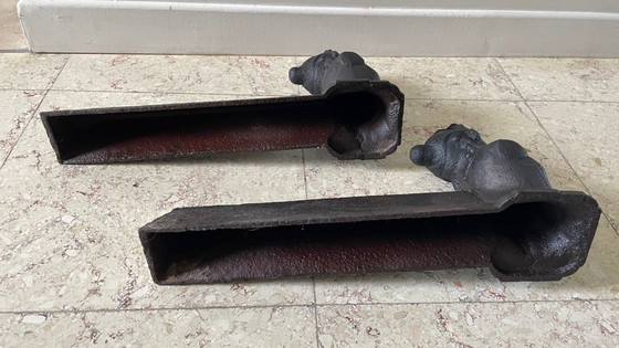 Image 1 of Perros de bomberos de hierro fundido antiguos para apartamentos