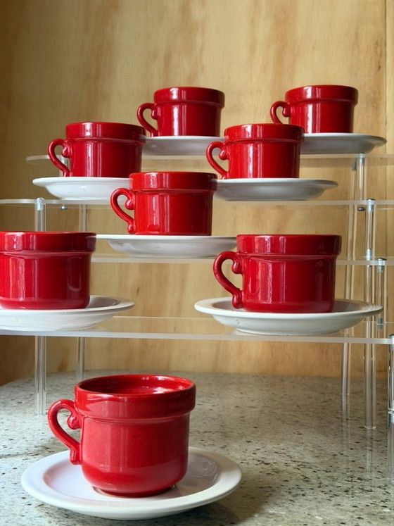Vintage Huizen Holland Red Espresso Cups & Saucers Set | MCM Dutch Pottery MCM Kitchen Decor – Servies (photo 3 of 13)