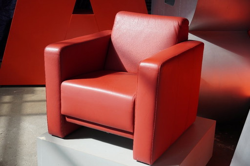 Poltrona Montèl in pelle rossa, 2 posti disponibili