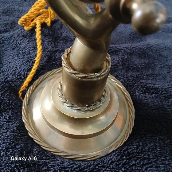 Image 1 of Espléndidos apliques de pared grandes con manecillas de bronce macizo