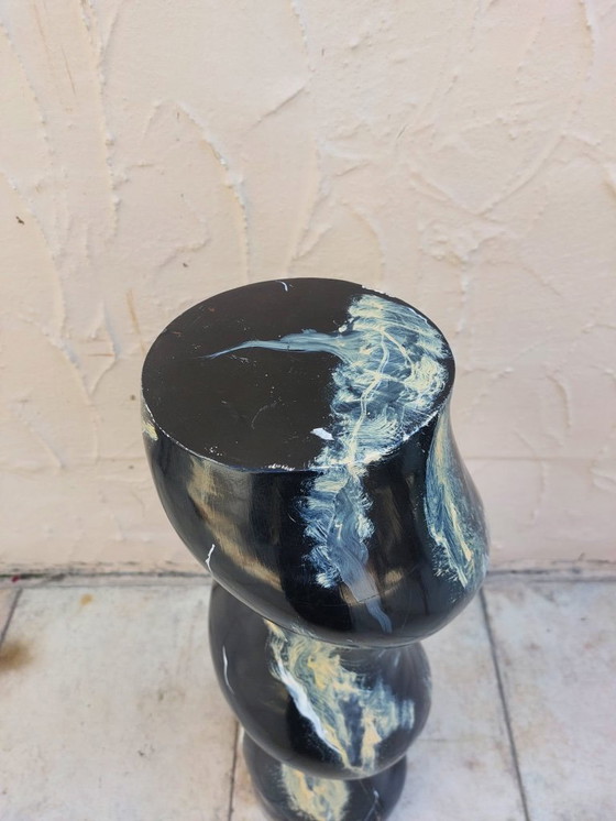 Image 1 of pied de stalle marble effect