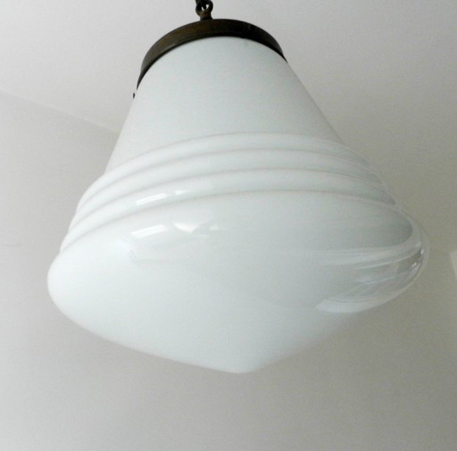 vecchia lampada scolastica