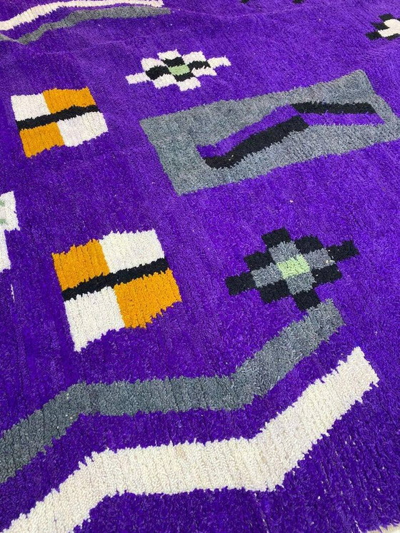 Tapis marocain blanc cassé avec motifs colorés, 250cm x 150cm (photo 5 of 9)