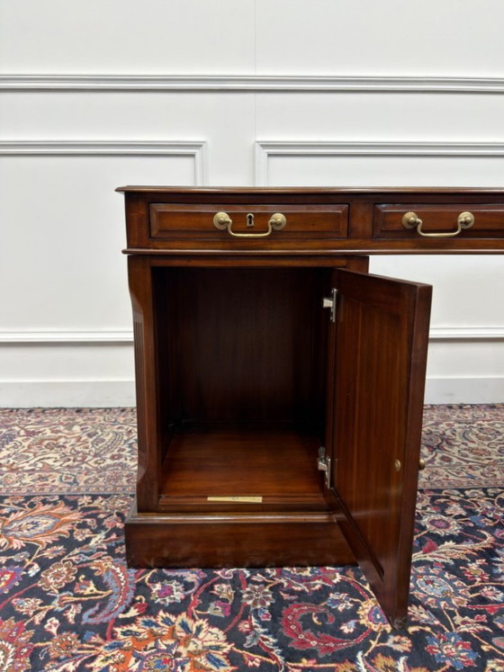 Original Globe Wernicke Corner Desk – Leather, Wood (photo 15 of 23)