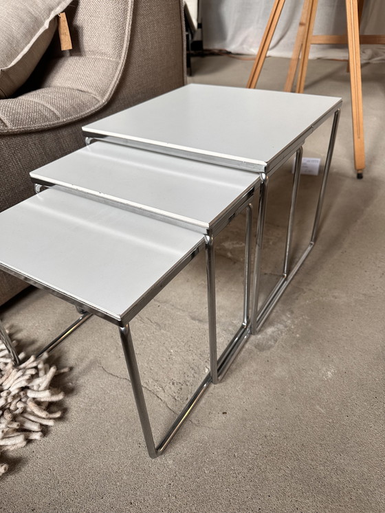 Image 1 of 3 bijzettafeltjes