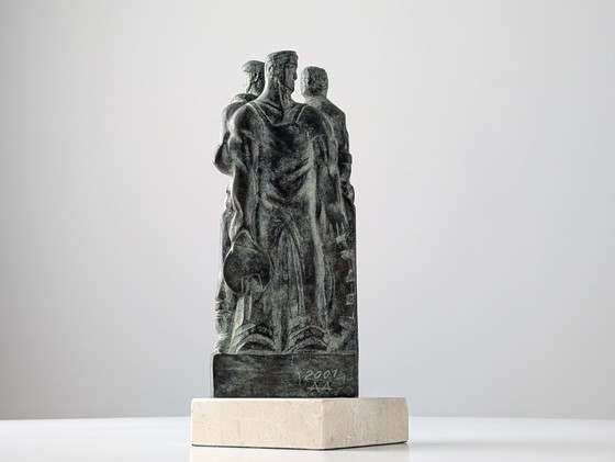 Image 1 of Sculpture en bronze basque "Sustraiak" de Larrañaga, signée et numérotée, 2001
