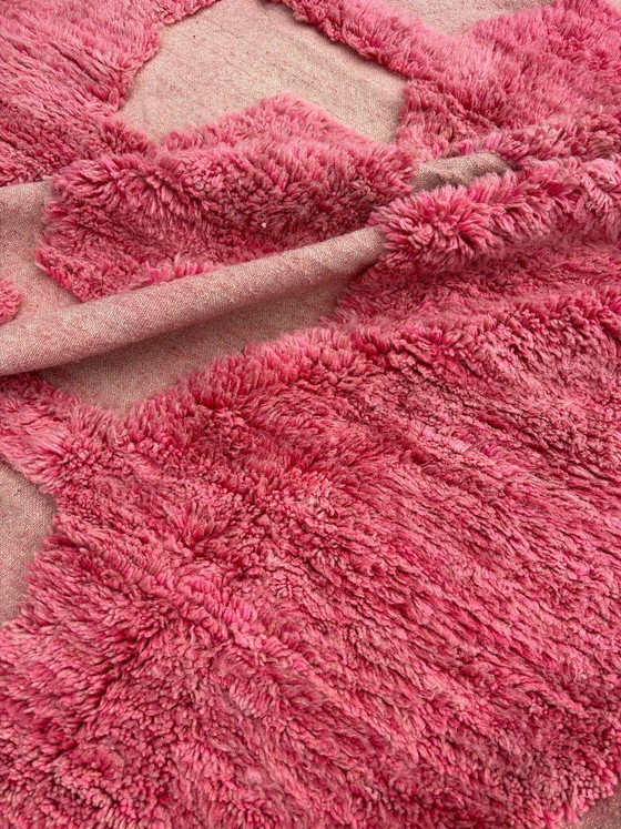 Image 1 of Roze Marokkaans wollen vloerkleed 200x320 cm - Handgeweven boho vloerkleed met geometrisch patroon