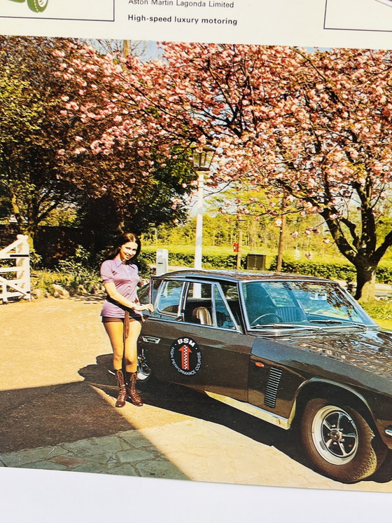 Image 1 of Photo cartonnée vintage Aston Martin et Jensen Interceptor