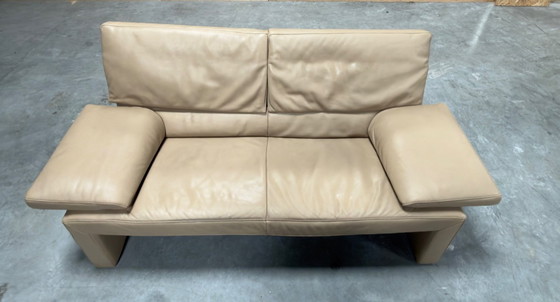 Image 1 of Divano a due posti in pelle Jori JR 8750 beige