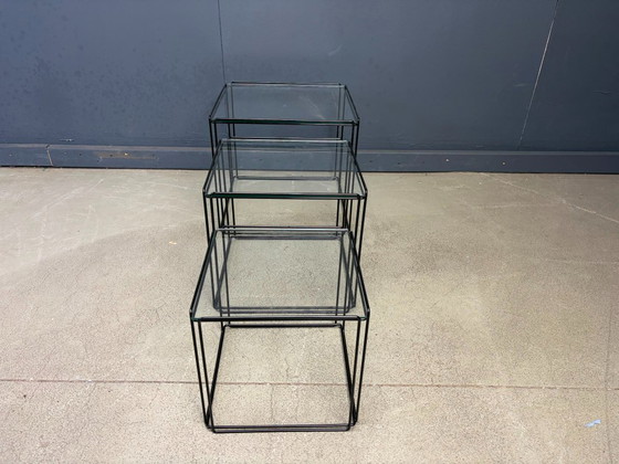 Mesas nido Isocele de Max Sauze, década de 1970. – Mesas auxiliares, Glass, Metal (photo 4 of 7)