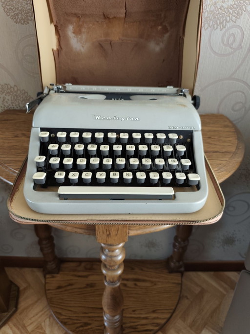 vintage remington rem-riter typemachine met bijhorende koffer