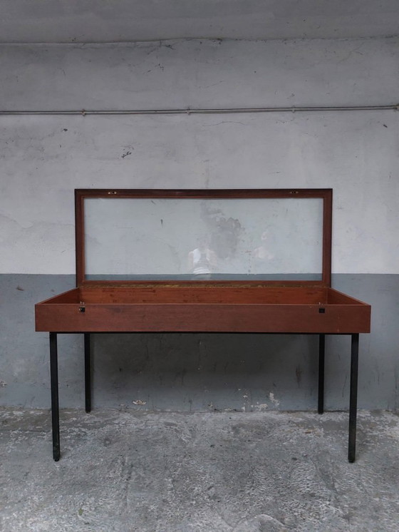 Image 1 of vetrina vintage