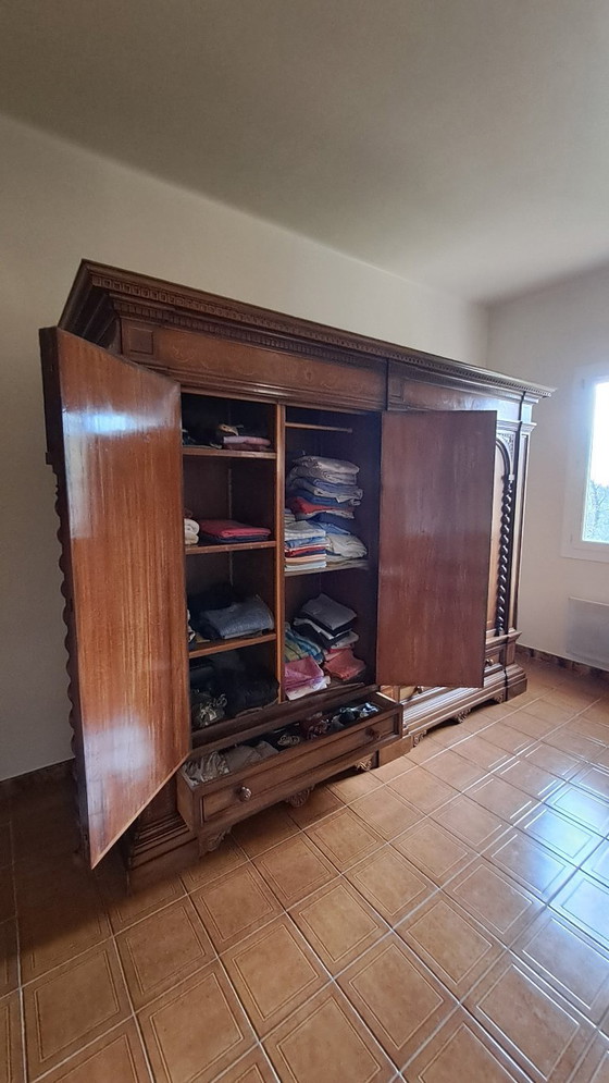 Image 1 of LOTE: Casa de 5 habitaciones con dormitorio doble