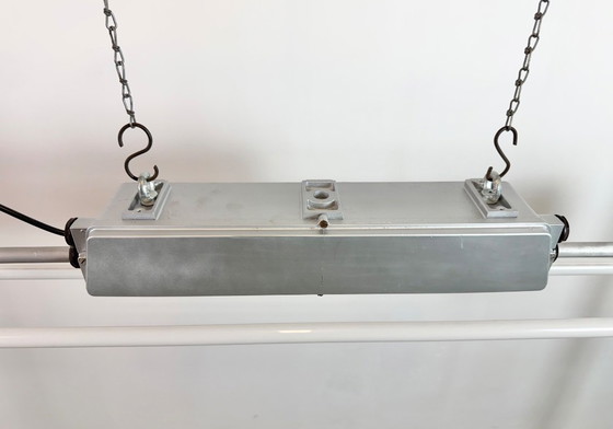 Image 1 of Industriële zilverkleurige buislamp van Elektrosvit, jaren 70.