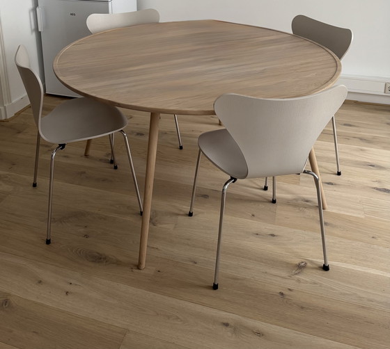 Image 1 of 4 x Fritz Hansen serie 7 vlinderstoel