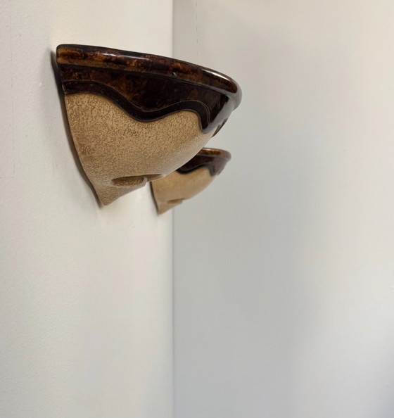 Image 1 of Paire d'appliques murales vintage porcelaine émaillée beige et marron, France 1960