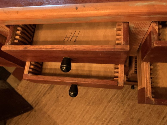 Image 1 of Unieke kast / tafel met vele laatjes