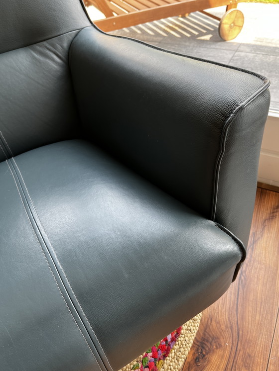 Image 1 of Xooon Trento Armstoel. Benzine . Geheel leder