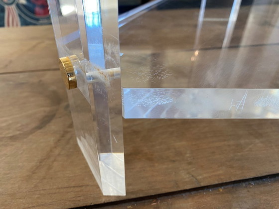 Image 1 of Table basse bout de canapé triangulaire plexiglas altuglas style David Lange vintage années 70