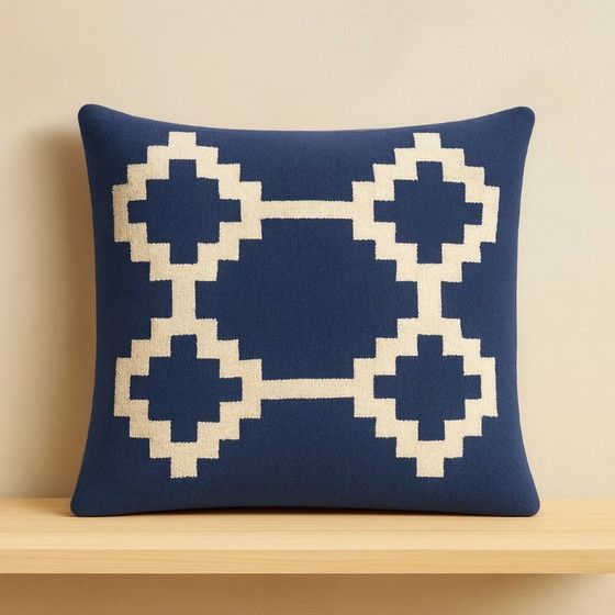 Image 1 of Funda de cojín de lana egipcia hecha a mano “Senon” – 40×40 cm – Azul y crema – Con cremallera – No incluye cojín interior