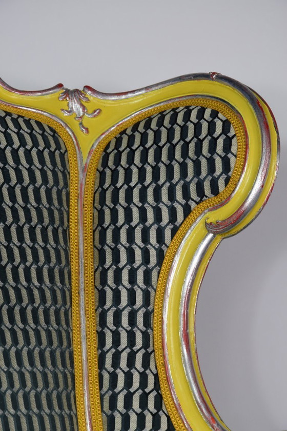 Image 1 of Poltrona storicista