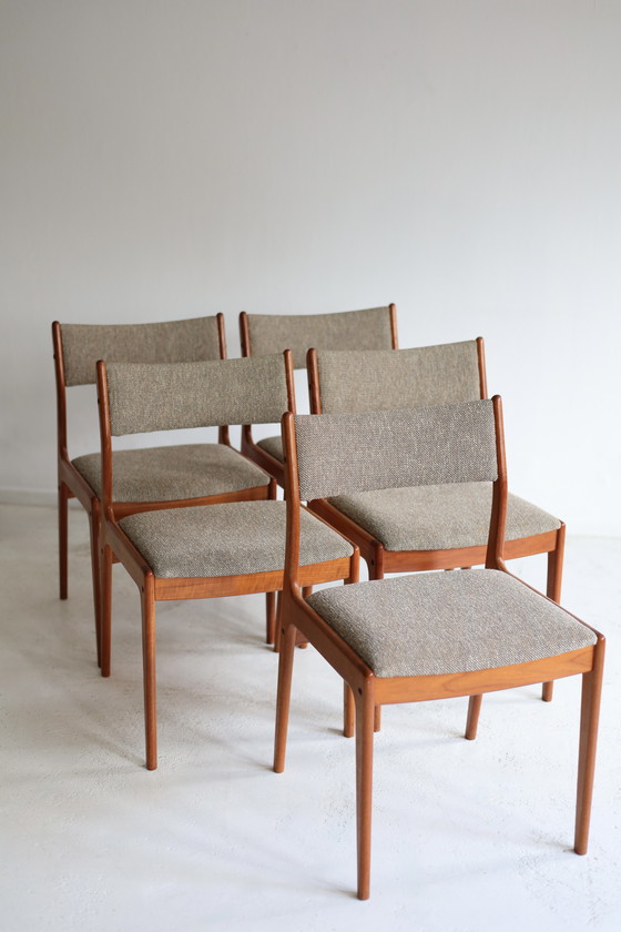 Image 1 of Set van 5 Eetkamerstoelen Johannes Andersen, Deens Jaren 50/60