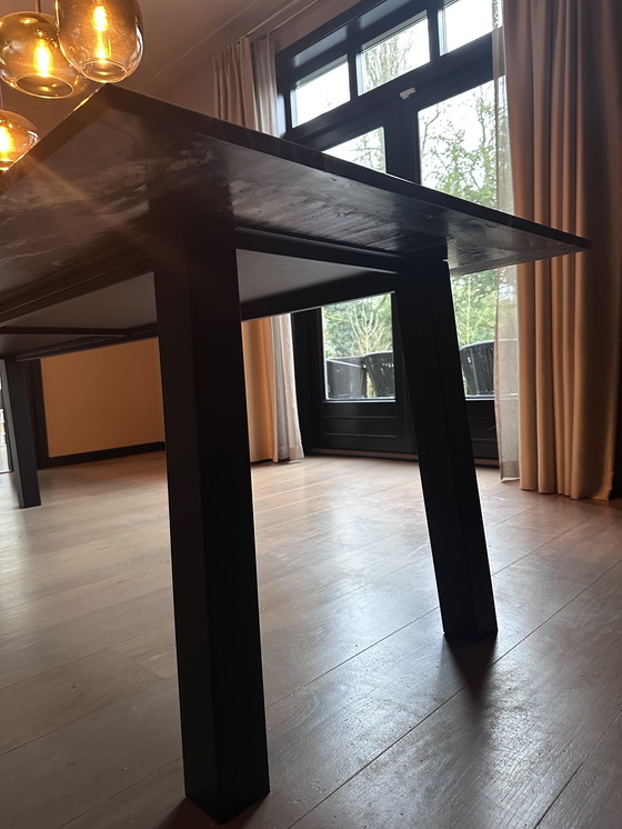 Image 1 of Eettafel Belvedère kwartsiet