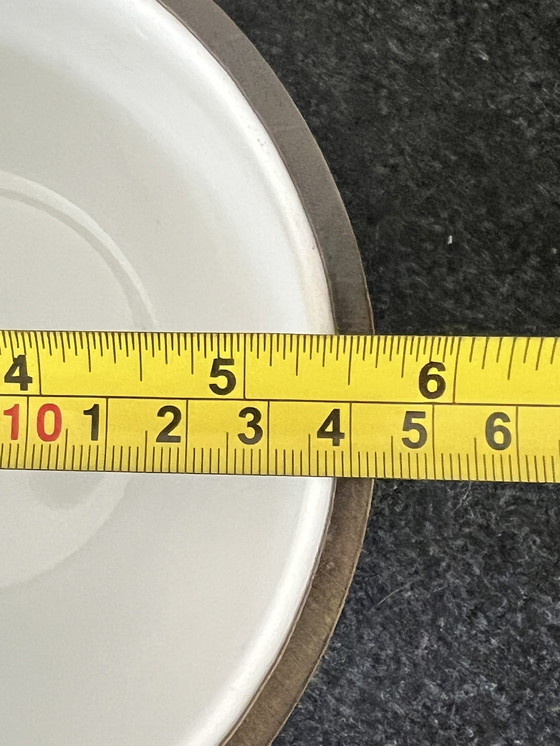 Image 1 of Großes Limoges-Ei mit Fuß und Messingbeschlägen