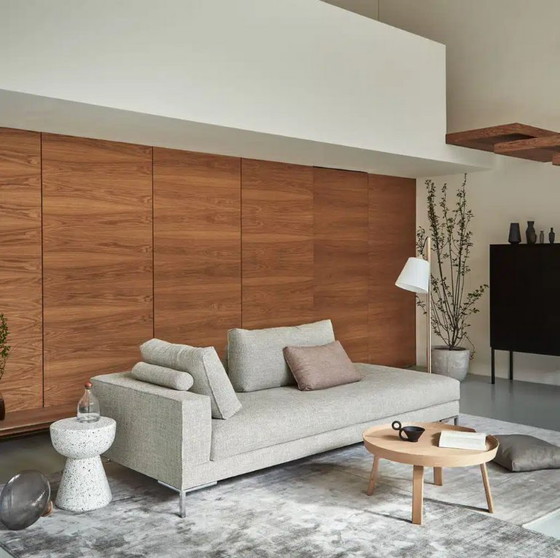 Image 1 of Design on Stock aikon lounge 24 grigio