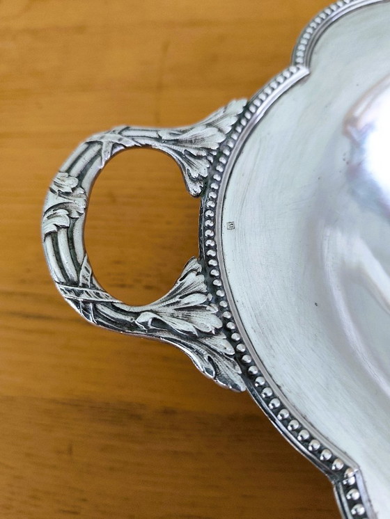 Image 1 of Centrotavola antico in metallo argentato