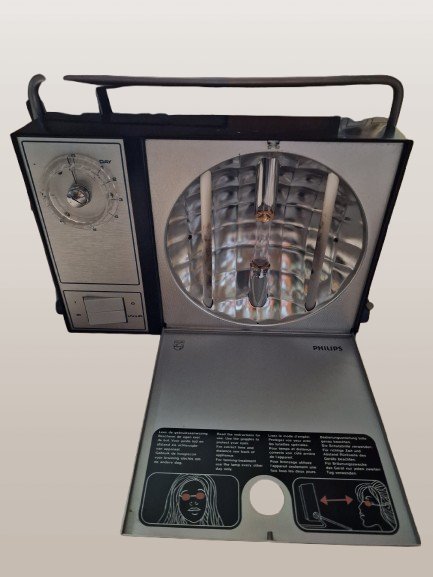 Image 1 of Philips sunlamp deluxe hp3111