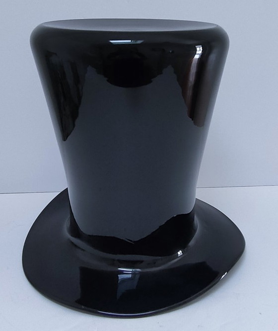 Image 1 of Champagnekoeler van zwart Murano-glas in de vorm van een hoed