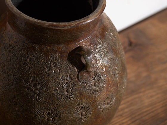 Antike chinesische glasierte Steingutvase – China, um 1900 – Vasen (photo 34 of 40)