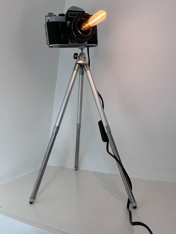 Image 1 of Lampe appareil photo Praktica vintage en métal