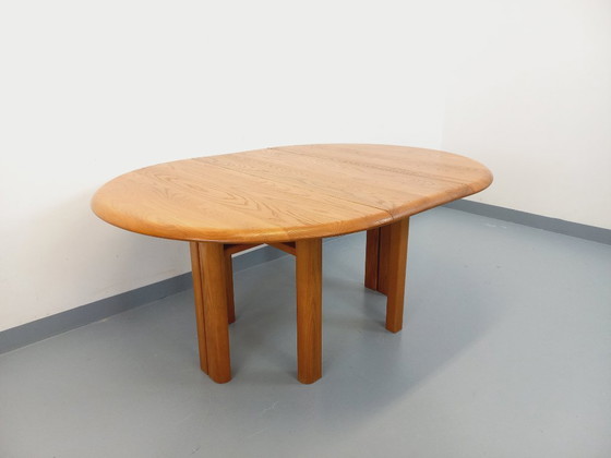 Image 1 of Vintage Seltz round dining table from the 70s/80s in solid blond elm with extensions
