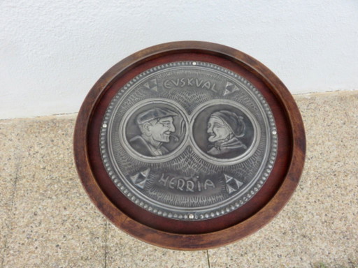 J. Arneguy, signé, rare ancien guéridon du Pays Basque, art déco, années 30