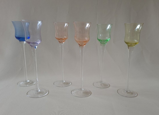 Image 1 of Vintage gekleurde likeurglazen, 6 stuks