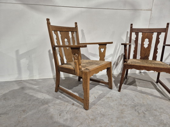 Image 1 of Due poltrone in rovere in stile brutalista Arts & Crafts.