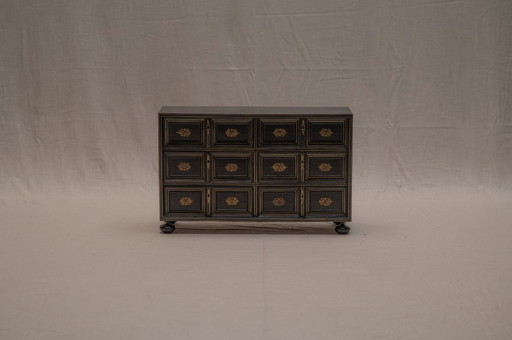 Late 17th – early 18th century ebonized cabinet
