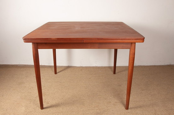 Image 1 of Vierkante en uitschuifbare Deense eettafel, in teakhout, model 592, van Arne Vodder voor Sibast 1960.