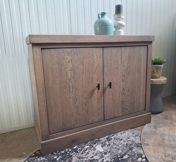 Image 1 of Buffet en chêne massif, armoire, neuf