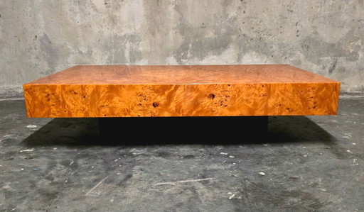 Table basse Jean-Claude Mahey pour Roche Bobois, placage de loupe d’orme, années 70