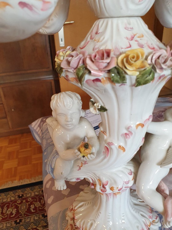 Magnifique chandelier XXL vintage en porcelaine italienne (53 cm) – Style Capodimonte – En parfait état ! (photo 7 of 9)