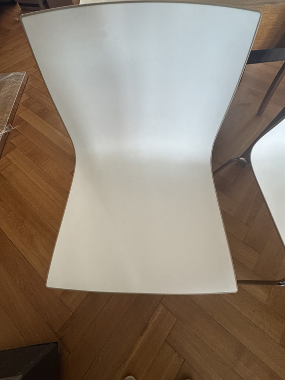 2 x Originele Arper Catifa 46 designstoel – Tweekleurig / Chroom – Vergaderstoel, Plastic, Chrome (photo 3 of 6)
