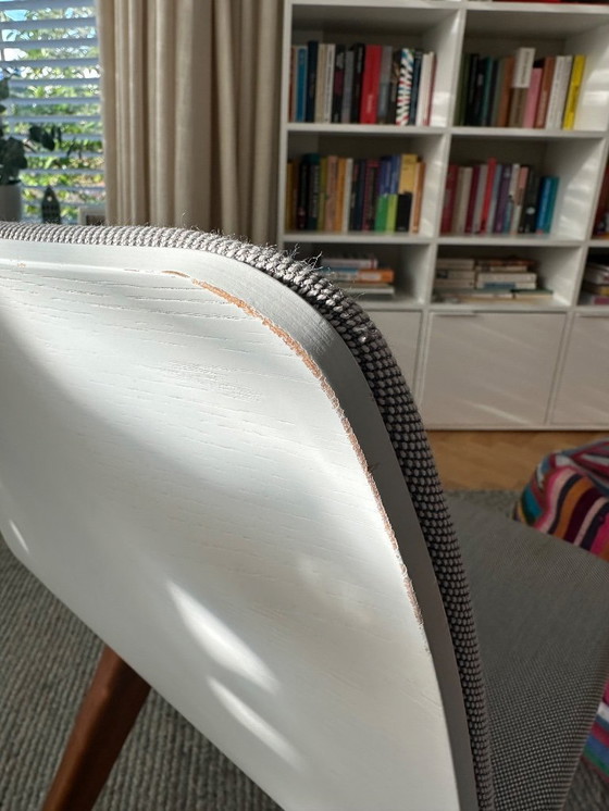 Image 1 of Zeitraum Morph Stuhl