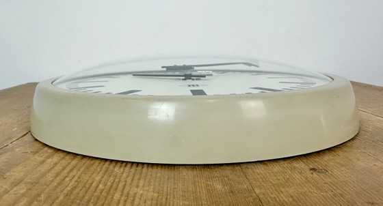 Industriële grijze bakelieten wandklok uit Tennessee, jaren 60. – TN, Klokken, Glass (photo 10 of 15)