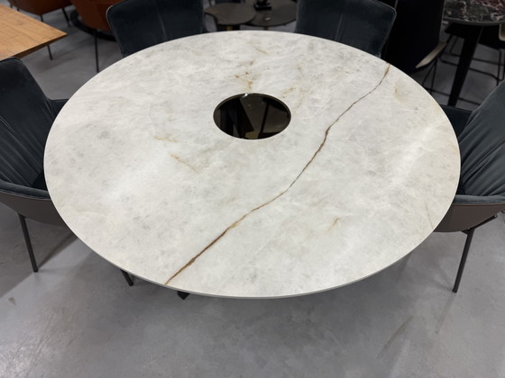 Image 1 of Metaform Laguna Esstisch Keramik Himalaya Platte D150